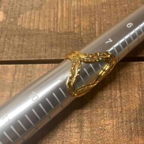 Hammered Brass Handmade Ring size 8 - Picture 8 of 8